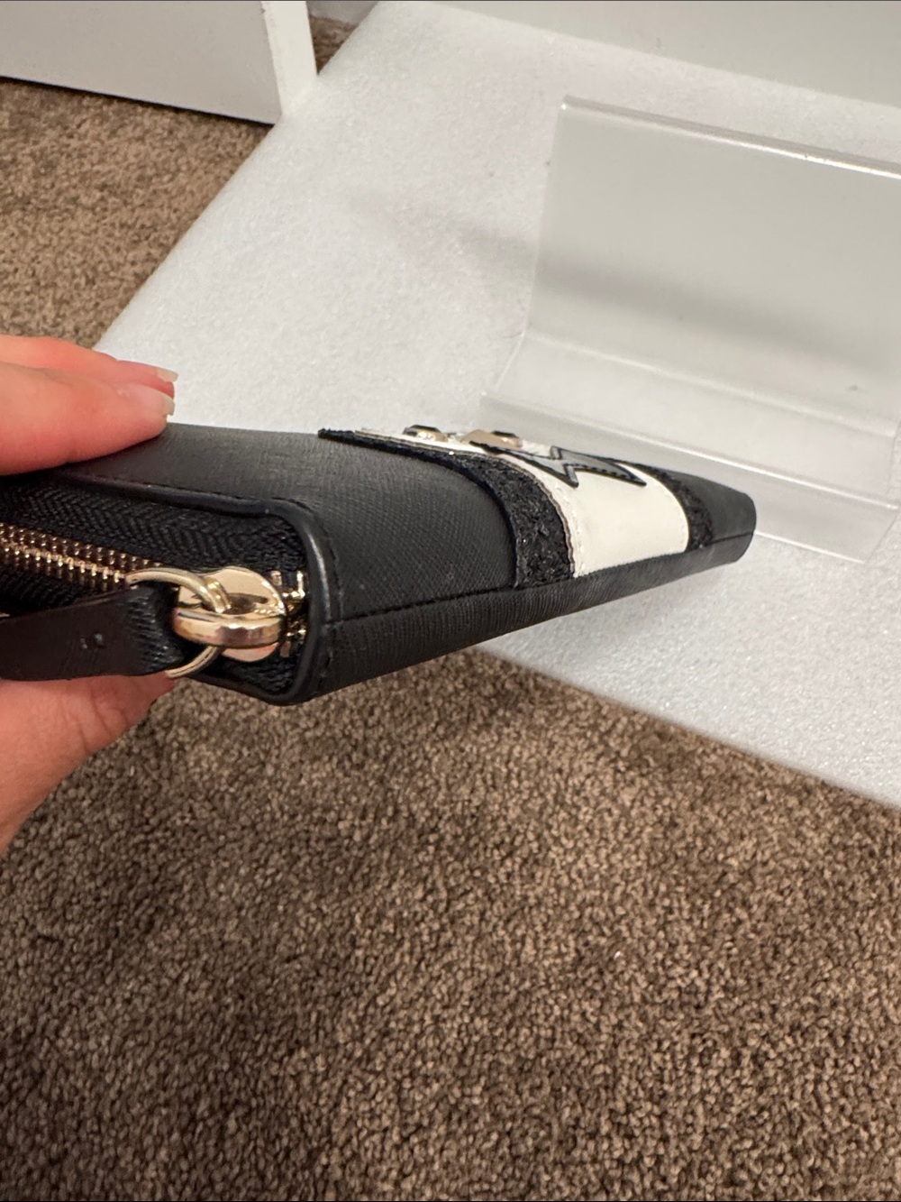 Kate Spade New York Clifton Lane Neda penguin wallet - Picture 5 of 7